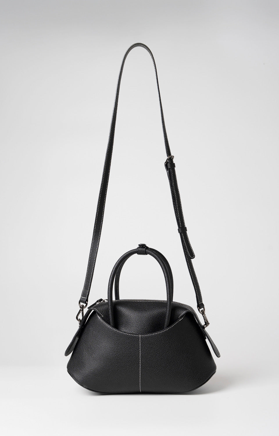 The Sova Bag Black