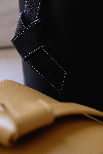 The Manoette Bag Inkstone