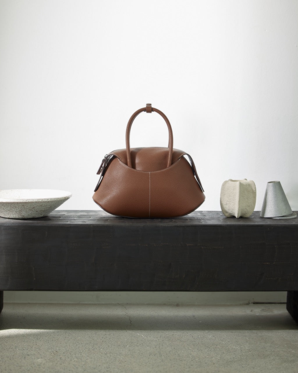 バッグ Mening The Sova Bag brown ME'NING The Sova Bag Tan brown – ONEULY