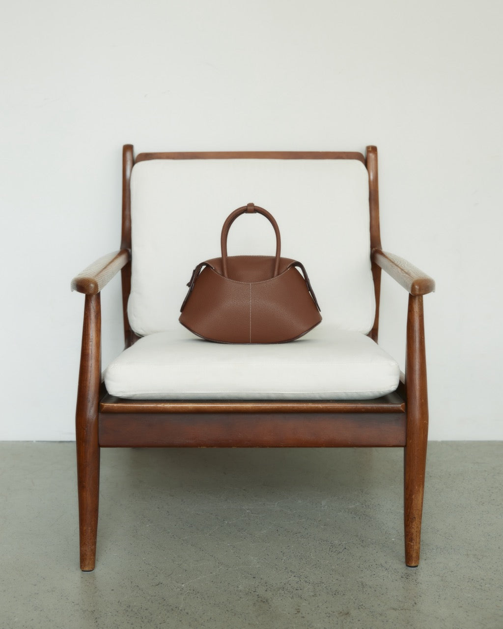 The Sova Bag Tan brown