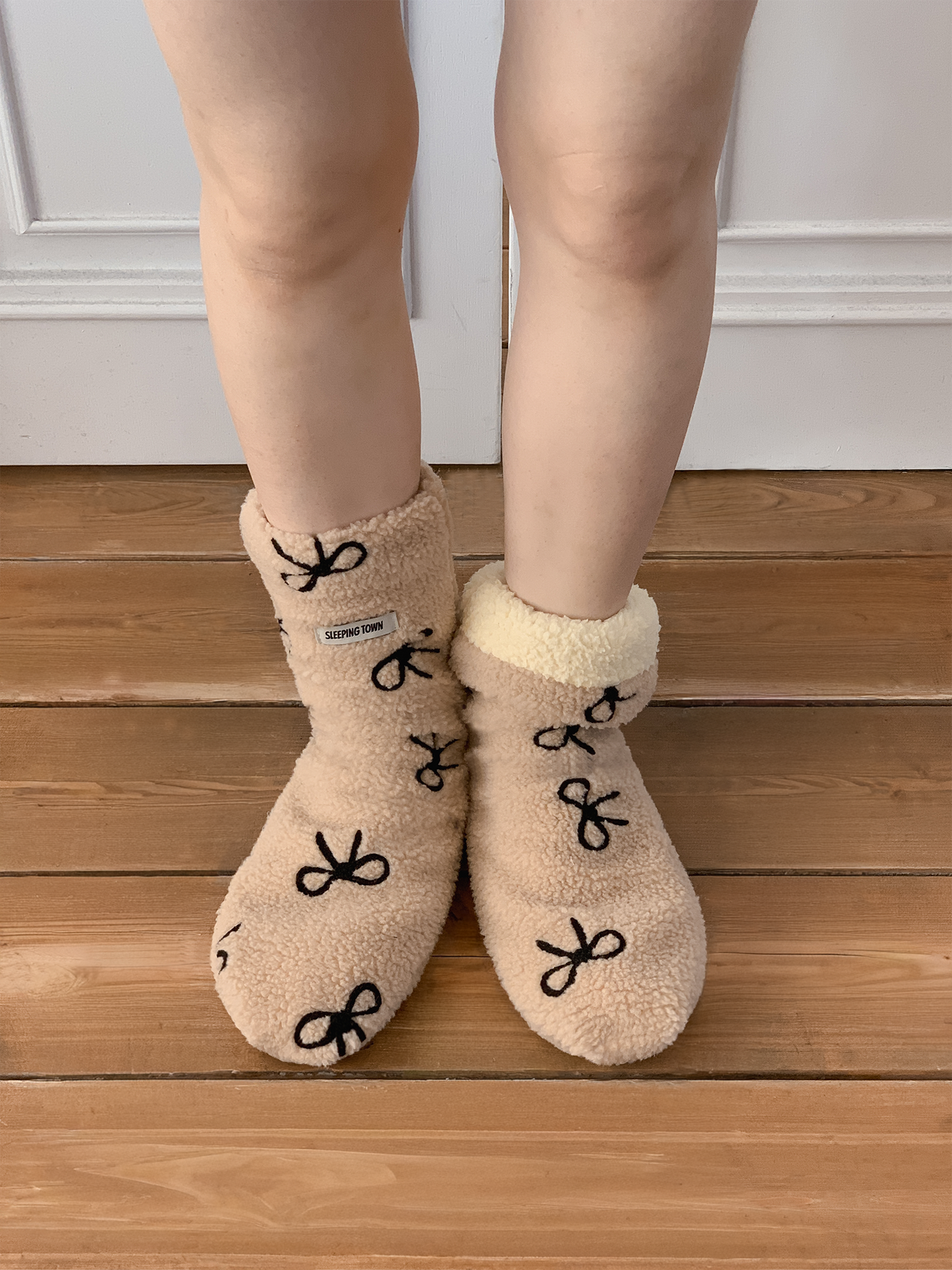おやすみソックス Ribbon Beige