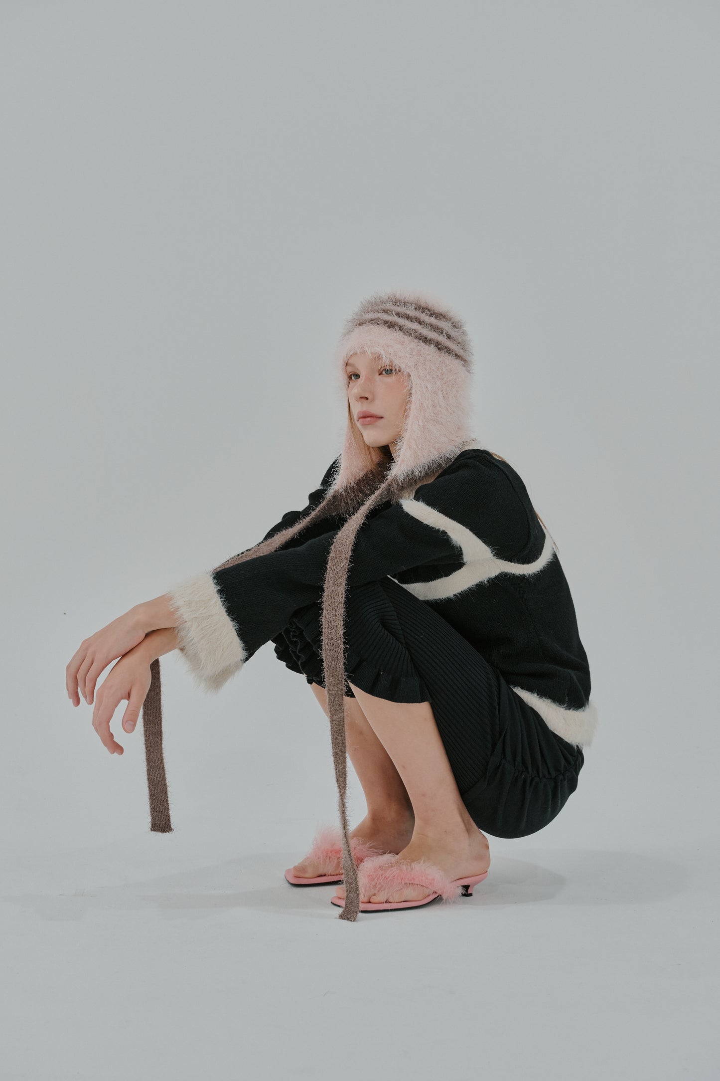 KNIT BONNET LIGHT PINK