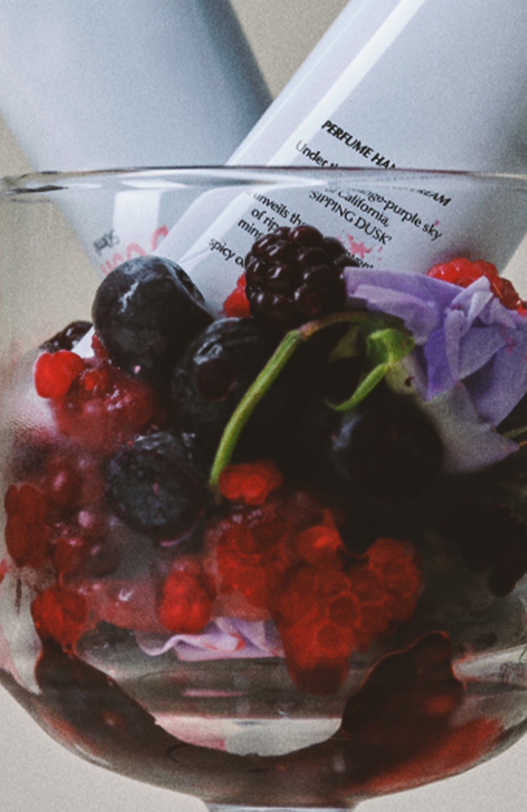 SIPPING DUSK, DECANTING HAND CREAM